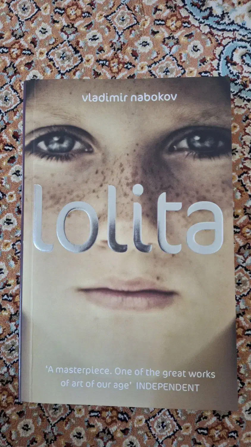 چند عدد رمان نو به زبان انگلیسی|کتاب و مجله ادبی|اردبیل, |دیوار