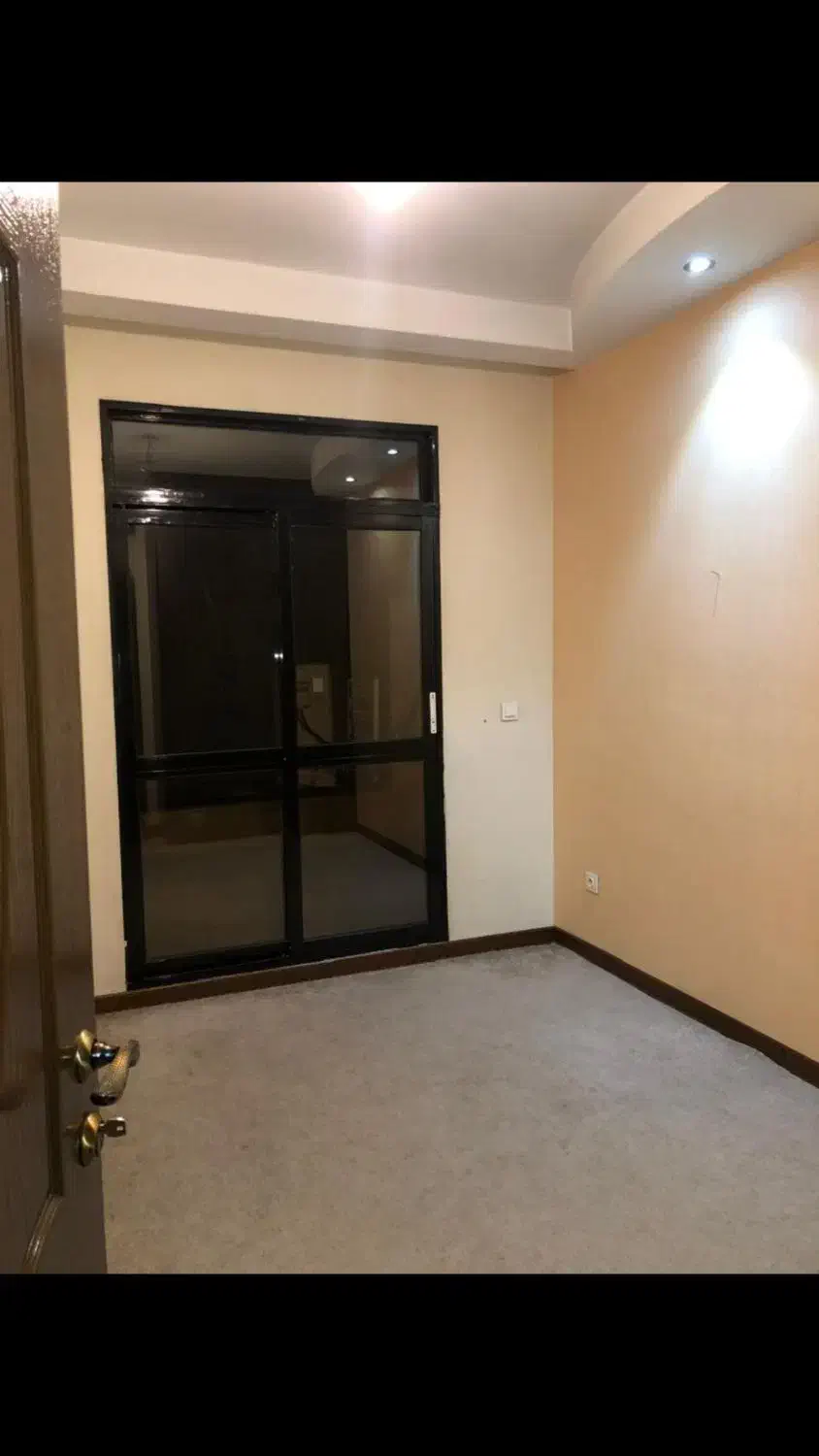 135متر ۳خواب در ابن سینا