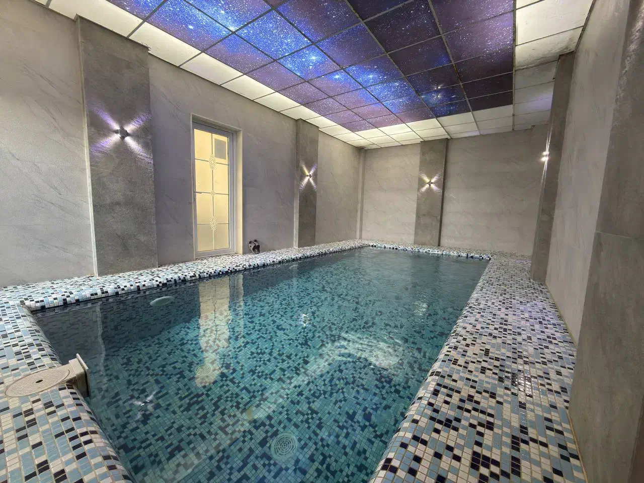 اجاره ویلا استخردار ساحلی در بندرانزلی(مالک)|اجارهٔ کوتاه‌مدت آپارتمان و سوئیت|بندر انزلی, اطبا|دیوار