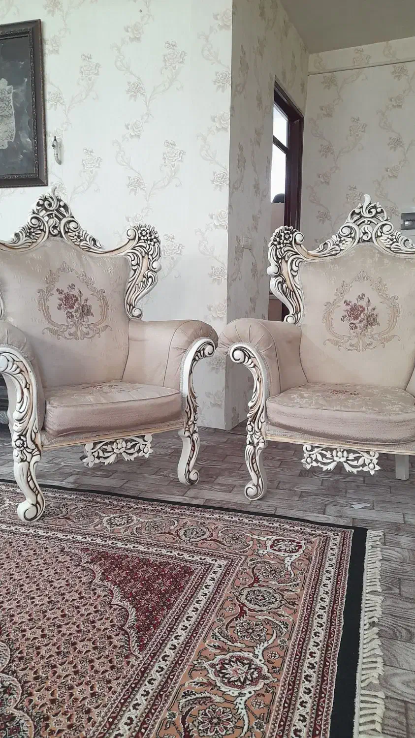 فروش مبل۹ نفر ه ۱۲ میلیون|مبلمان خانگی و میز عسلی|اردبیل, |دیوار