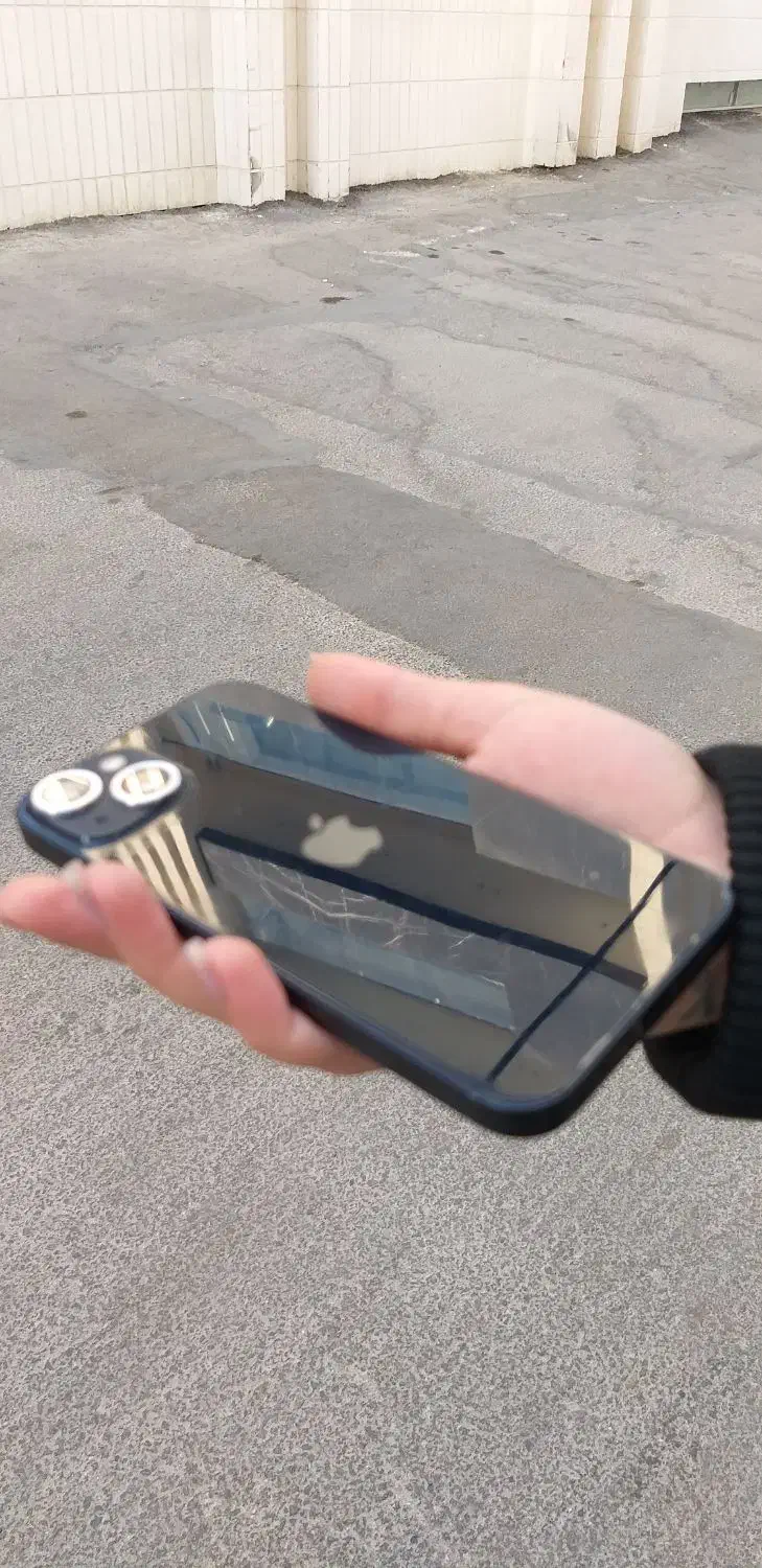 ifhon 13 ch/128|موبایل|اصفهان, سروستان|دیوار