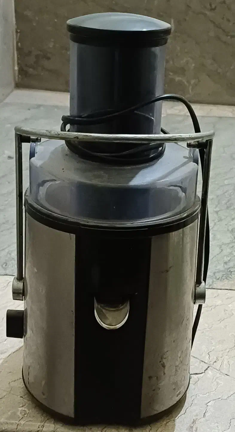 آب میوه گیری|آبمیوهگیر و آبمرکباتگیر|ری, ولی آباد|دیوار