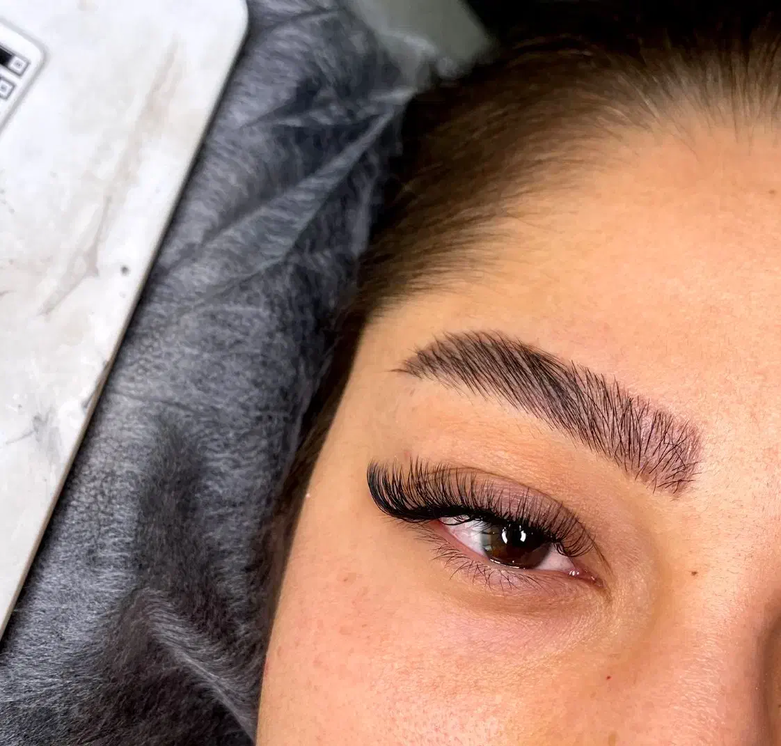 اکستنشن مژه|خدمات آرایشگری و زیبایی|سقز, |دیوار