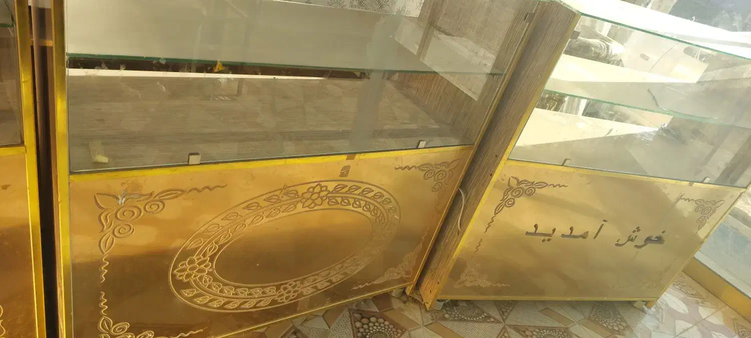 ویترین|فروشگاه و مغازه|آهوران, |دیوار