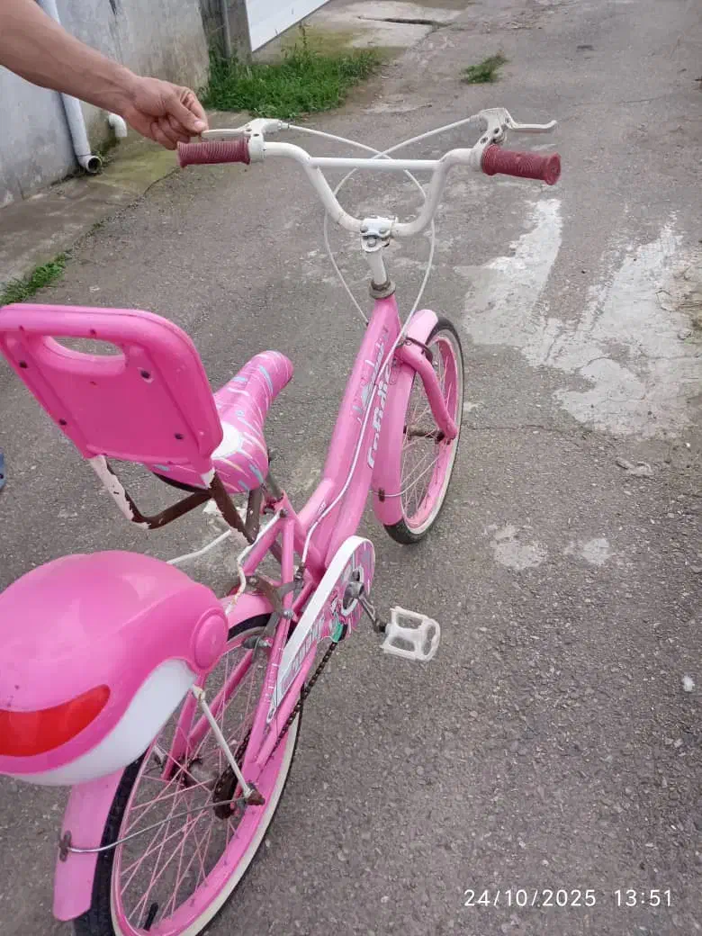 فروش دوچرخه دخترانه سایز20 درانزلی طالب اباد|دوچرخه، اسکیت، اسکوتر|بندر انزلی, طالب آباد|دیوار