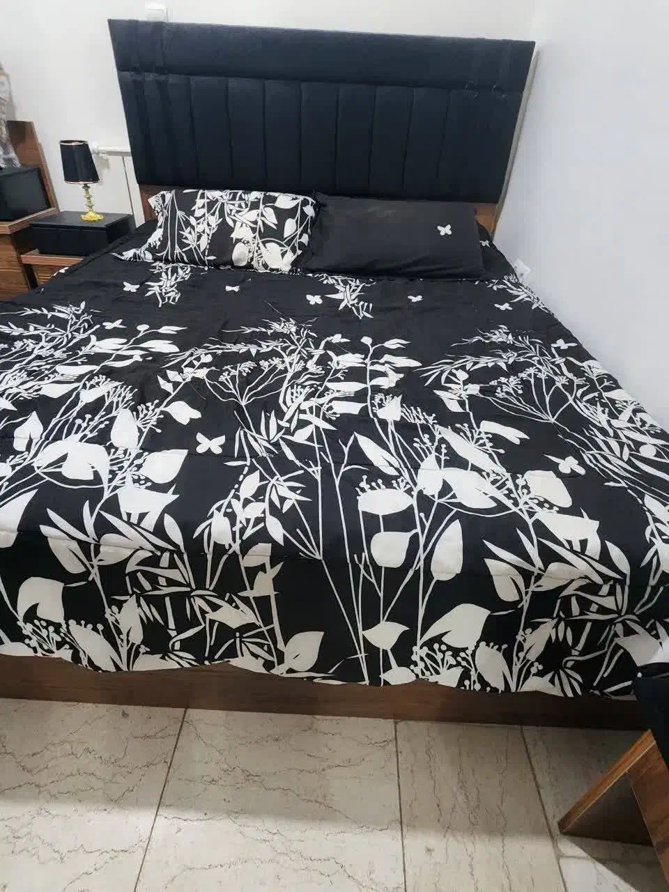 تخت دونفره|تخت و سرویس خواب|رودهن, |دیوار