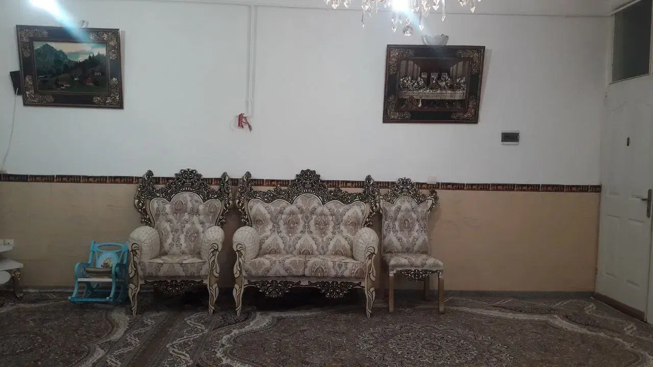 حراج مبل سلطنتی نه نفره در حد نونو واقعی|مبلمان خانگی و میز عسلی|جوانرود, |دیوار