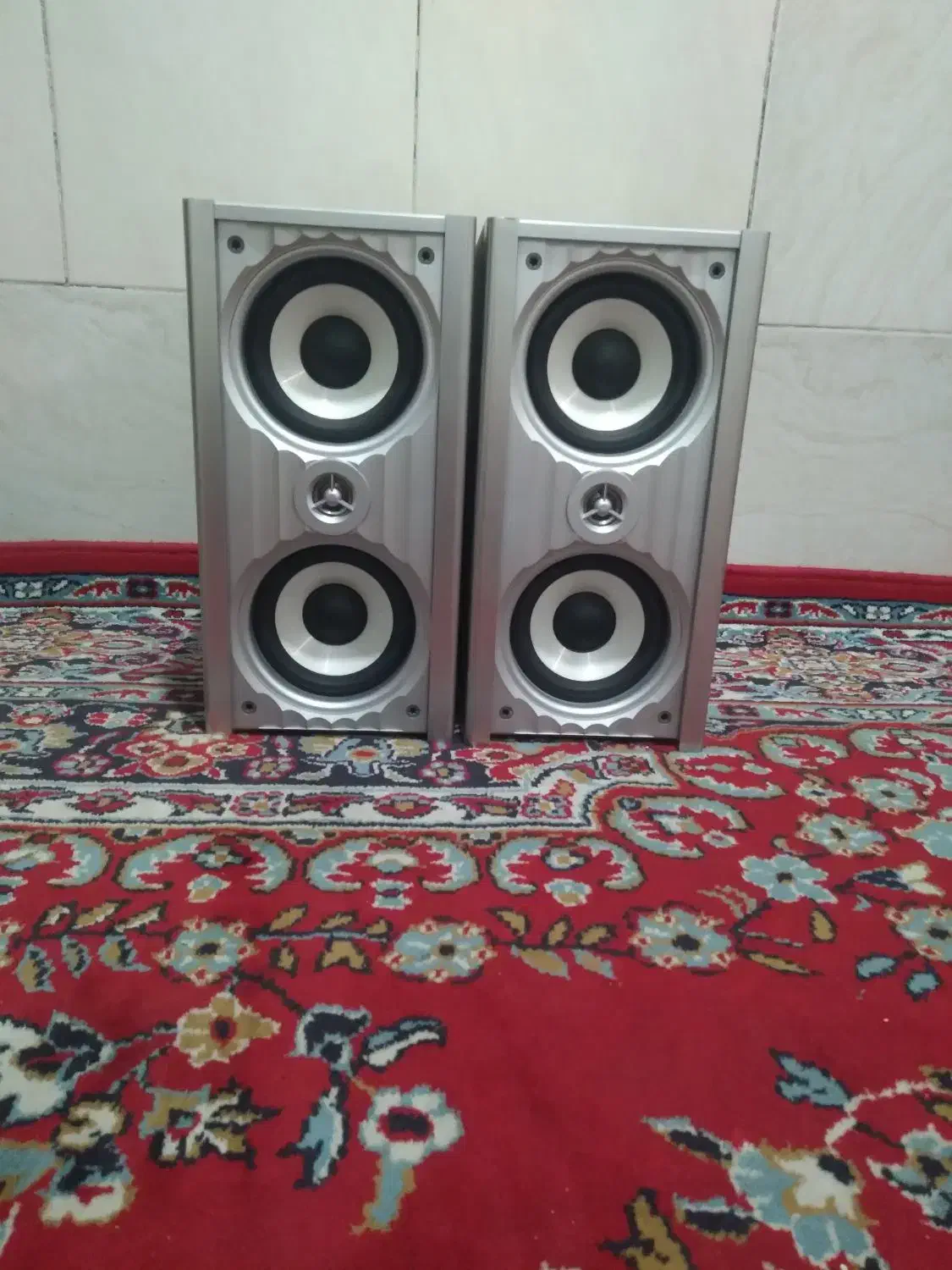 باند دبل  ۱۲۰W در حد|سیستم صوتی خانگی|قم, نیروگاه|دیوار