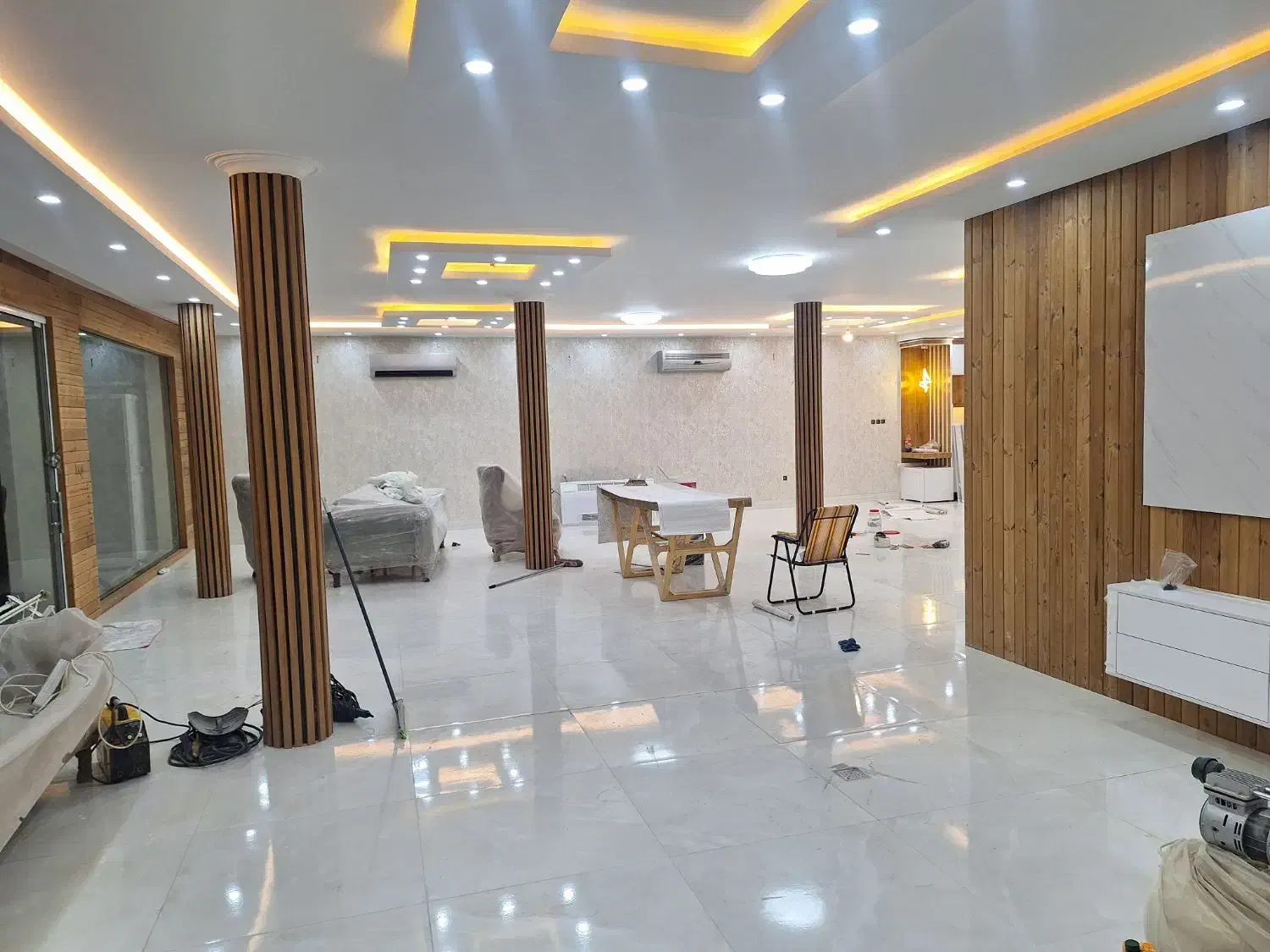 کاغذ دیواری کناف تی وی وال بازسازی|خدمات پیشه و مهارت|اراک, |دیوار