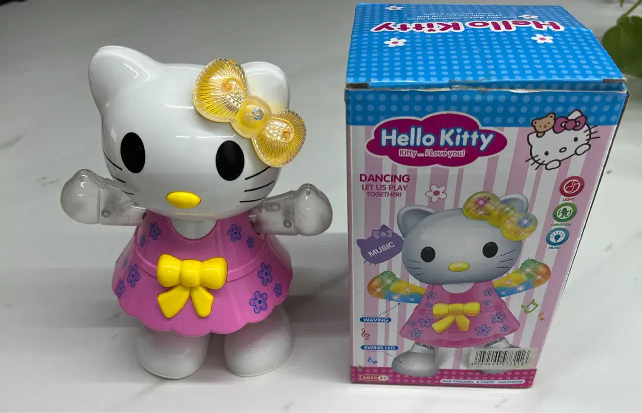 عروسک و هواپیمای موزیکال|اسباب‌بازی بچه|شیراز, معالی‌آباد|دیوار