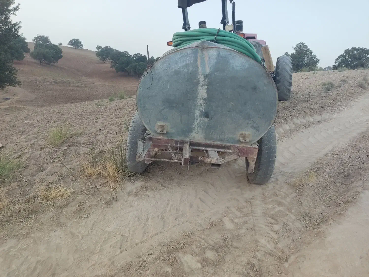 فروش تانکر|ماشین‌آلات صنعتی|دشمن زیاری, |دیوار