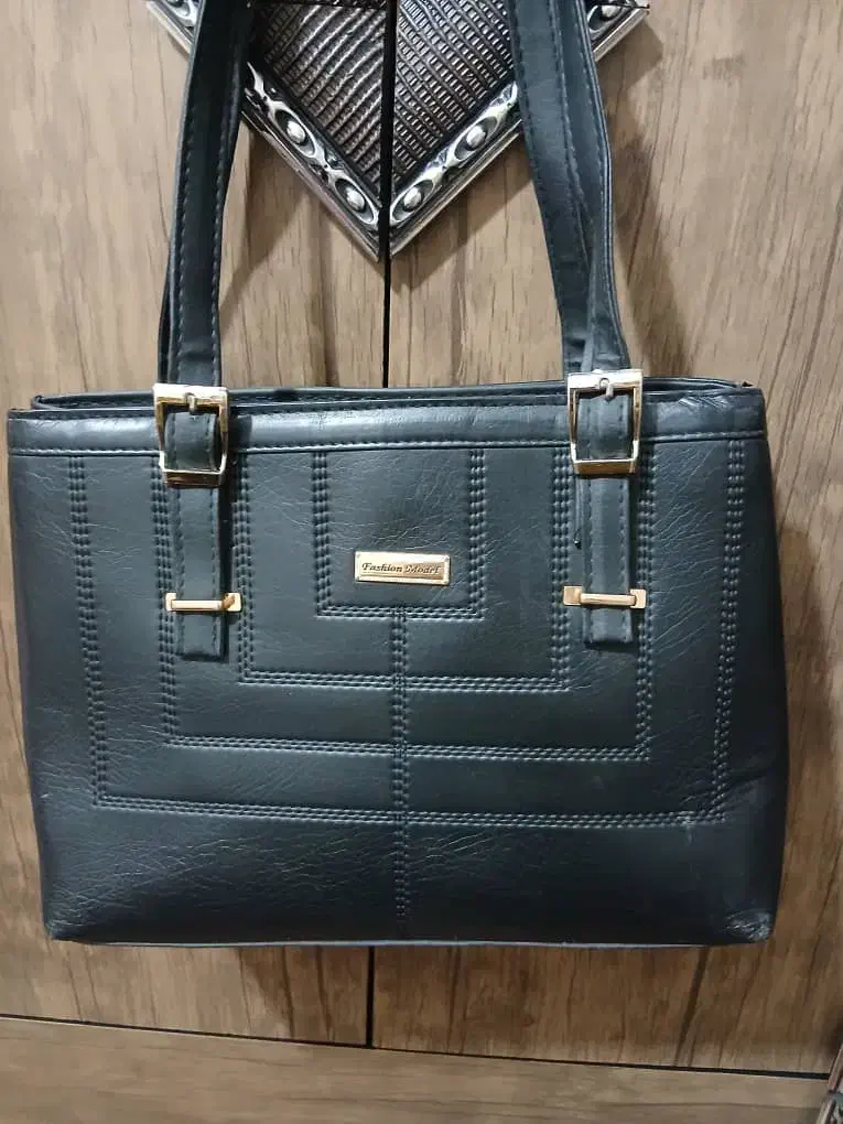 کیف دستی و جادار و کیف کوچک و مجلسی نو|کیف، کفش، کمربند|سنندج, |دیوار