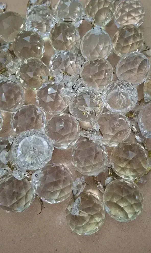 آویز توپی۱۰۵ عدد|لوستر و چراغ آویز|اراک, |دیوار