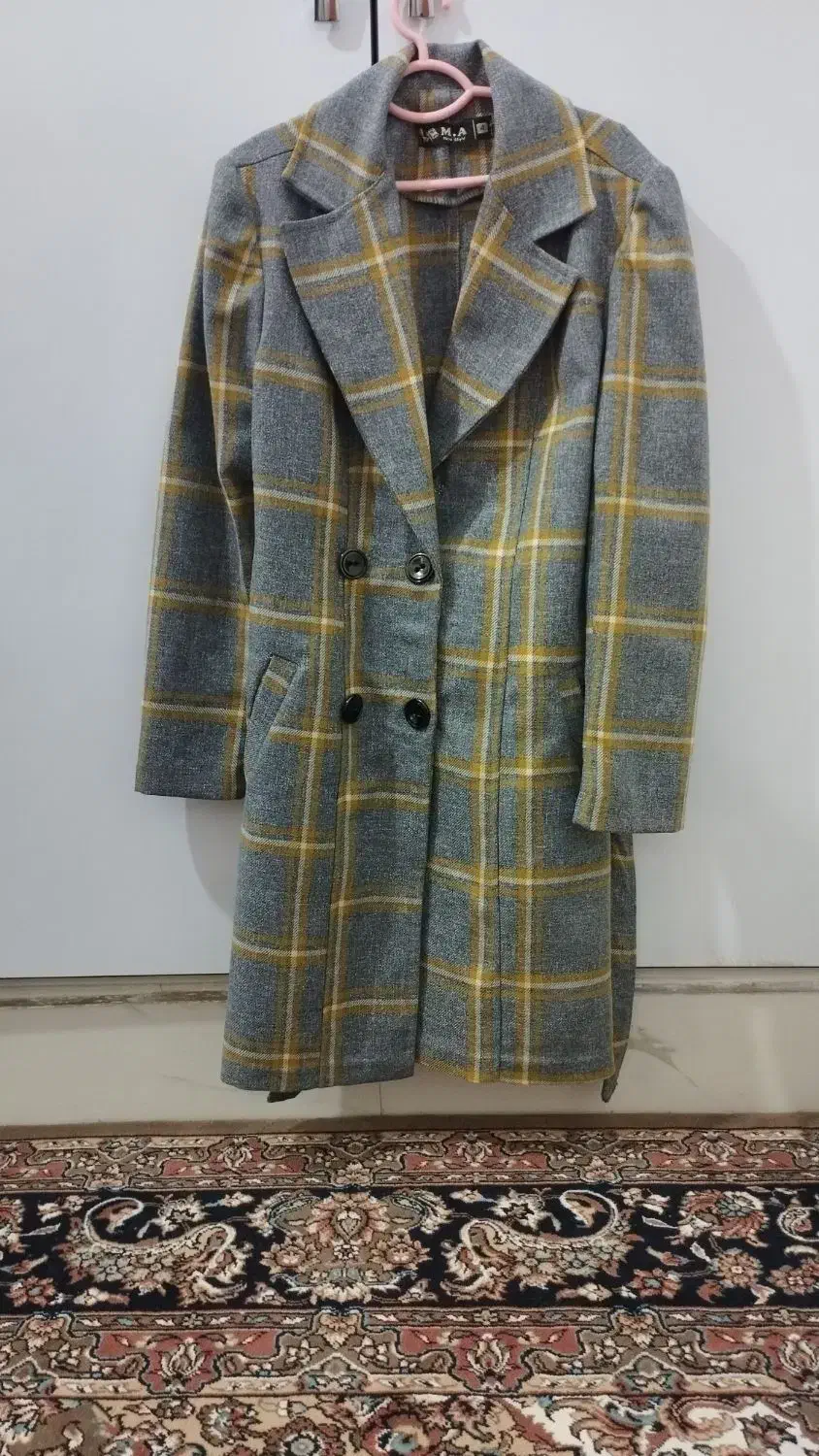 پالتو|لباس|کوهدشت, |دیوار