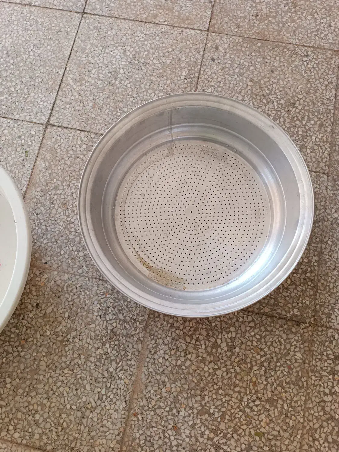 آبکش و لگن|ظروف پخت‌وپز|شاهین‌شهر, شهرک هشت بهشت|دیوار