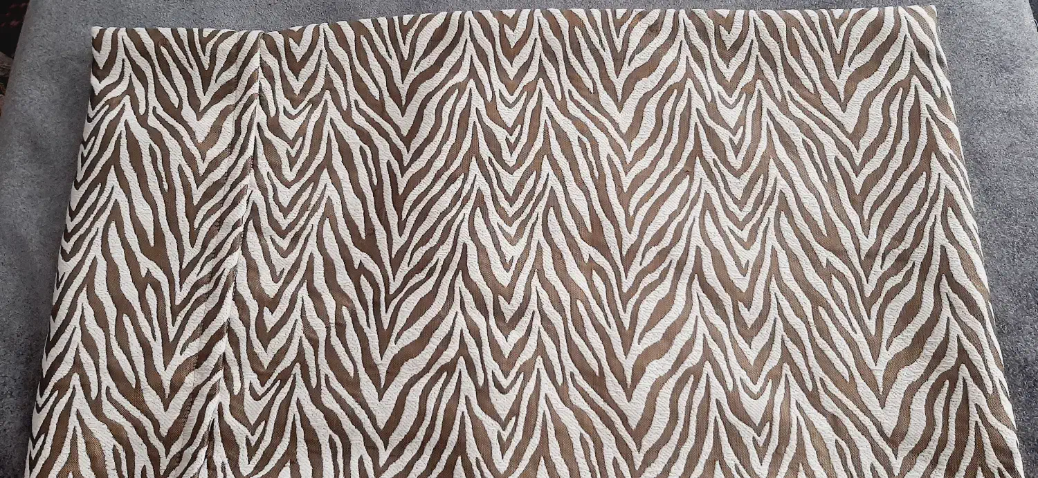 رو بالشتی|رختخواب، بالش، پتو|پردیس, فاز ۱|دیوار