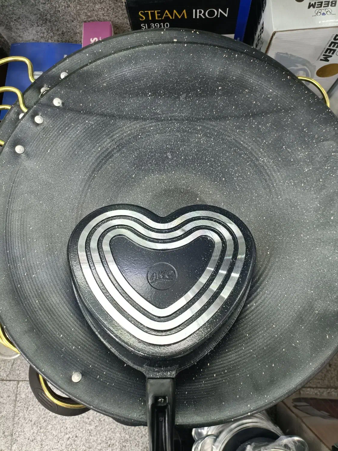 ماهی تابه  قلبی سایز ۲۰|ظروف پخت‌وپز|تهران, سلسبیل جنوبی|دیوار