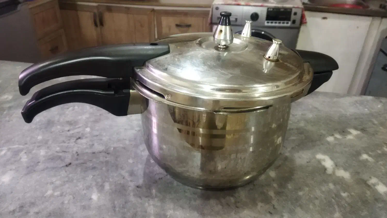 زودپز استیل|ظروف پخت‌وپز|تبریز, |دیوار