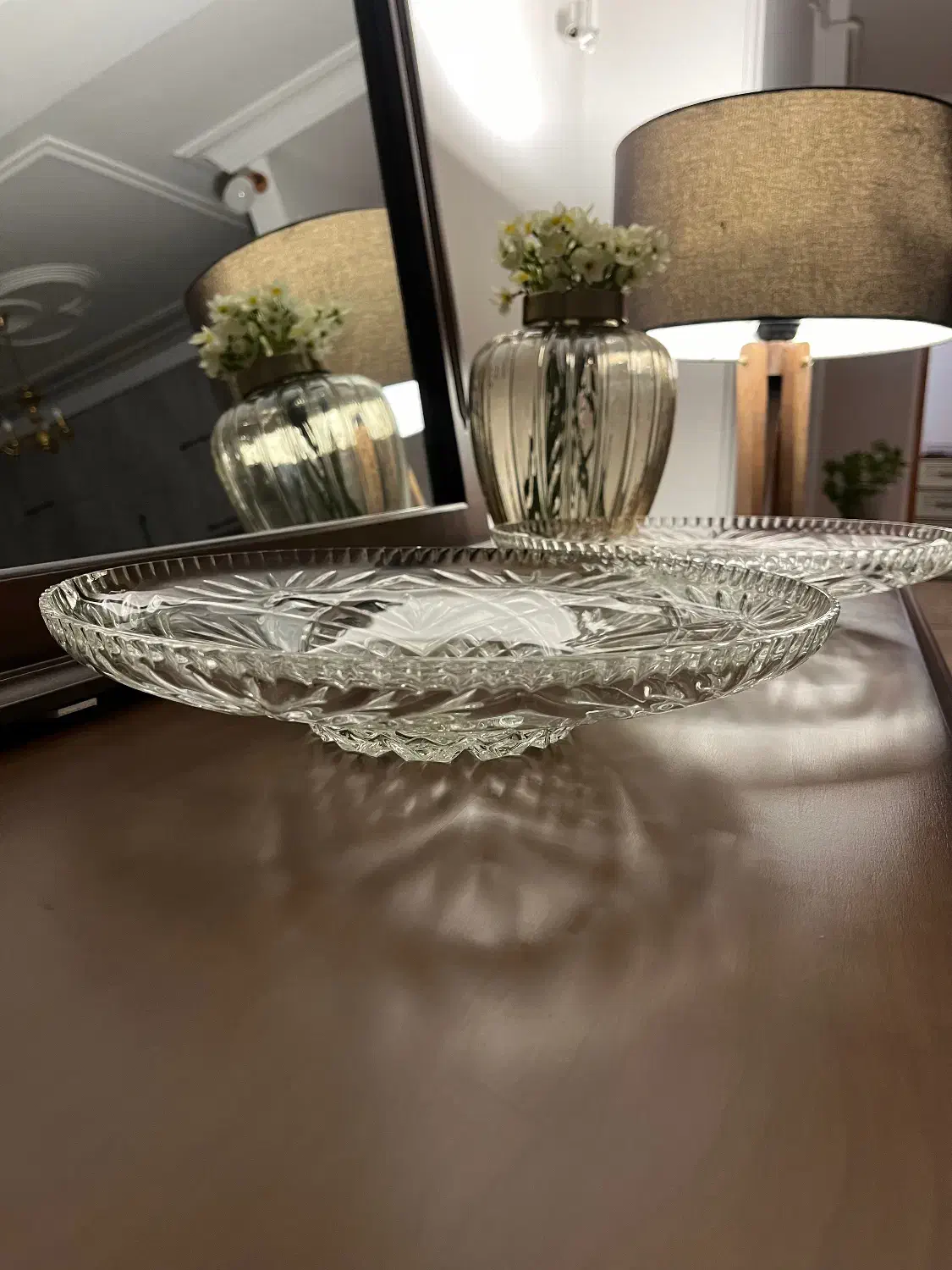 لوازم پذیرایی کریستال و چینی اصل و قدیمی|ظروف سرو و پذیرایی|رشت, نیکمرام|دیوار