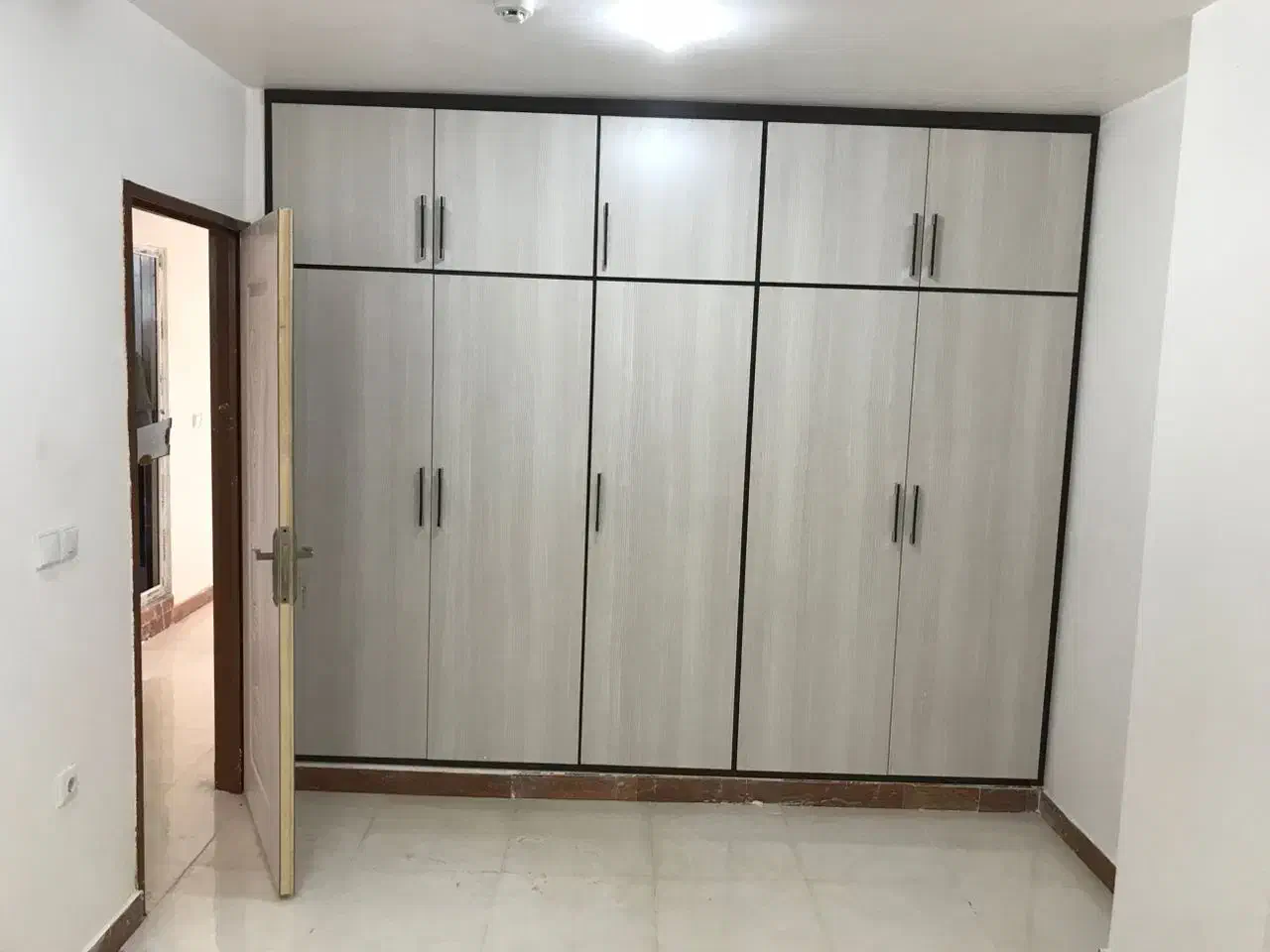 70 متری طبقه اول با پارکینگ سندی|فروش آپارتمان|اهواز, کوی جواهری|دیوار