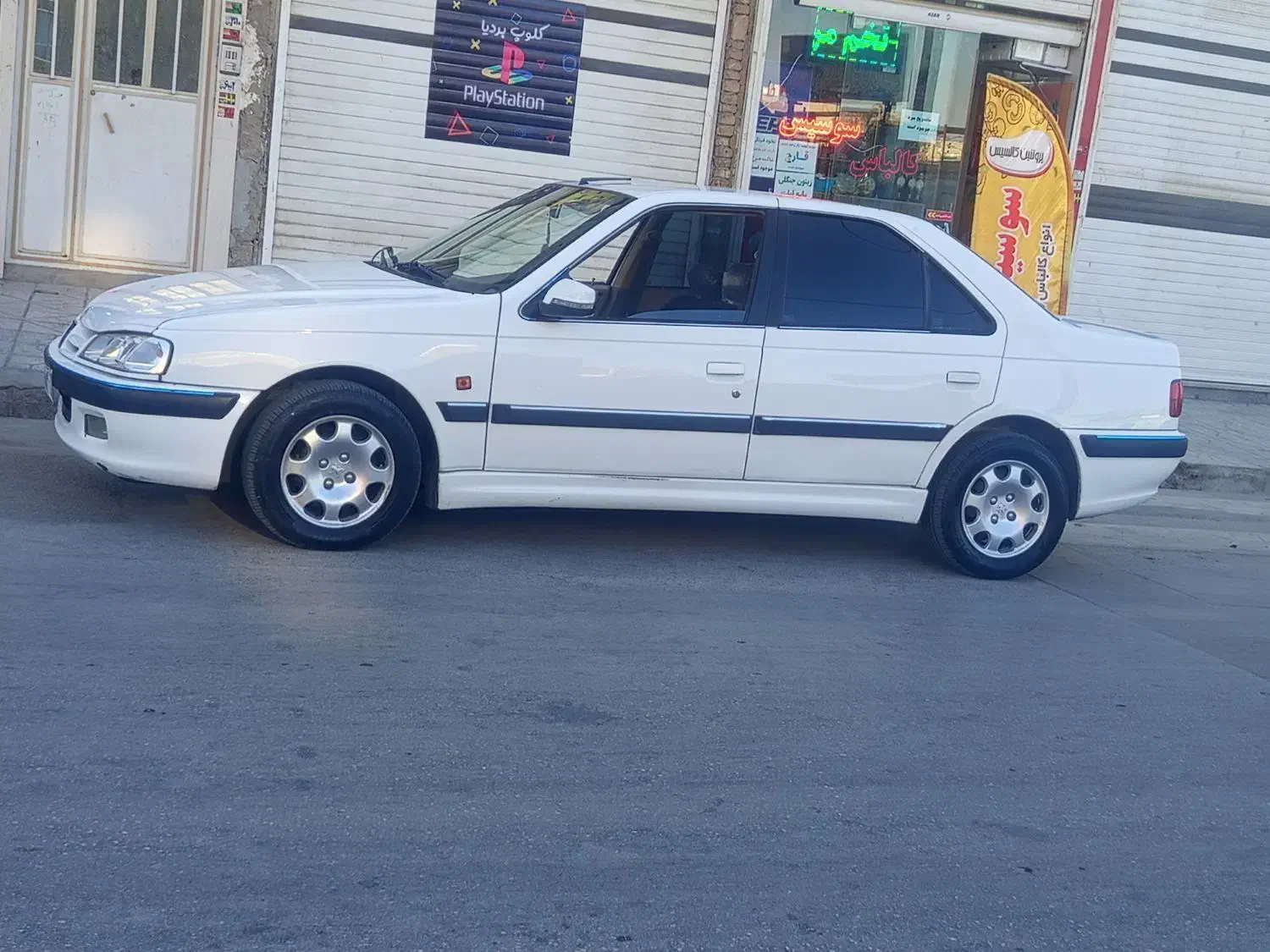 پژو پارس سال مدل۹۳|خودرو سواری و وانت|همدان, |دیوار