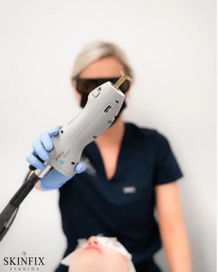 اوپراتور لیزر کمک به استخدام|استخدام درمانی، زیبایی، بهداشتی|اصفهان, شاهزید|دیوار