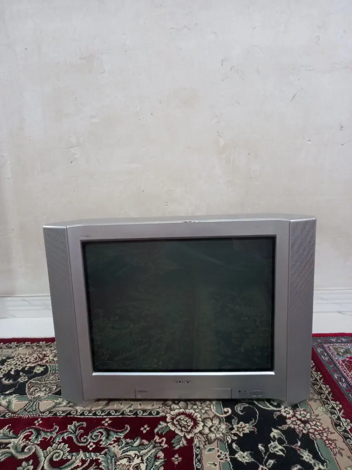 تلوزیون قدیمی SONY|تلویزیون و پروژکتور|اردبیل, |دیوار