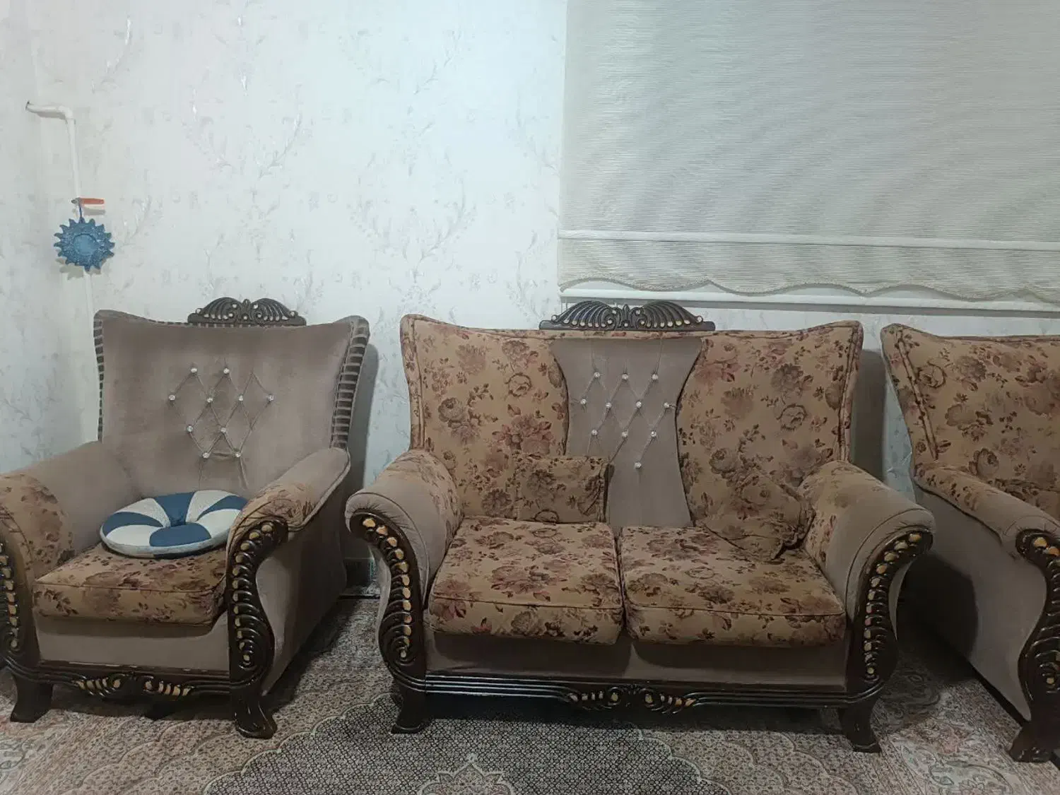 فروش مبلمان هفت نفره با گل میز|مبلمان خانگی و میز عسلی|بندر ماهشهر, |دیوار