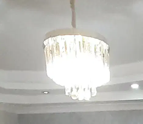 فروش لوستر و پرده|لوستر و چراغ آویز|رشت, گلباغ نماز|دیوار