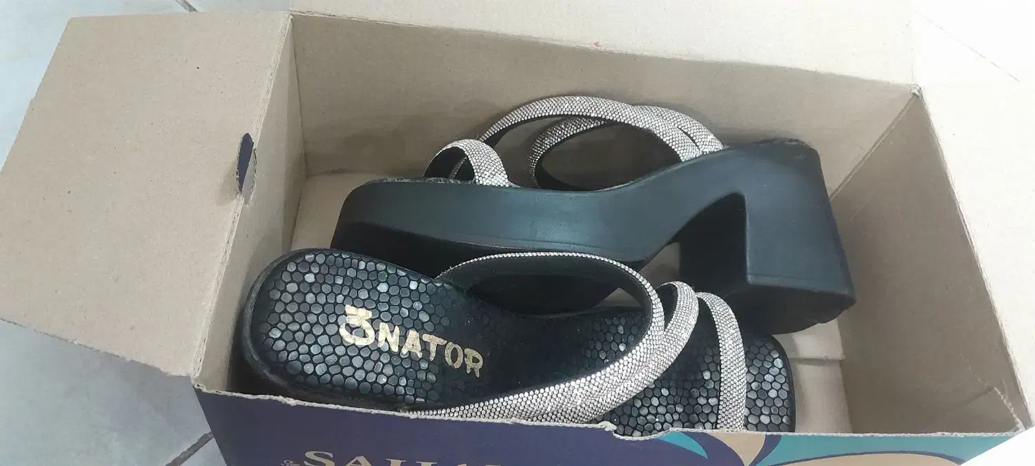 صندل مجلسی|کیف، کفش، کمربند|کرج, برغان|دیوار