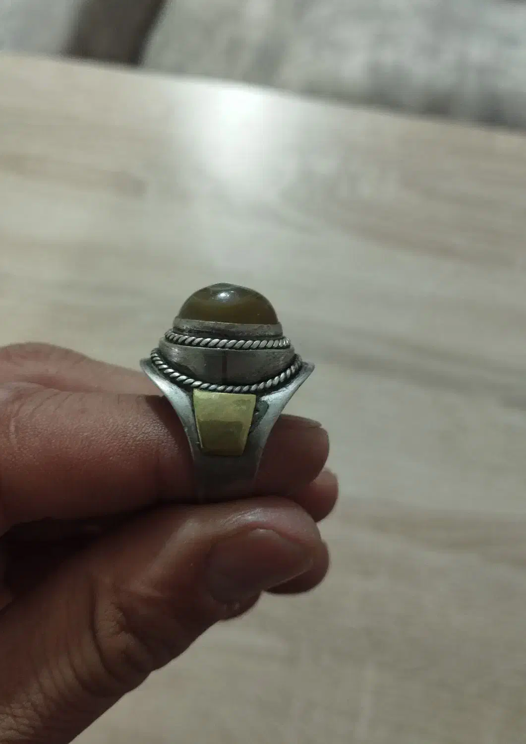 انگشتر نقره|کلکسیون اشیاء عتیقه|شیراز, ارم|دیوار