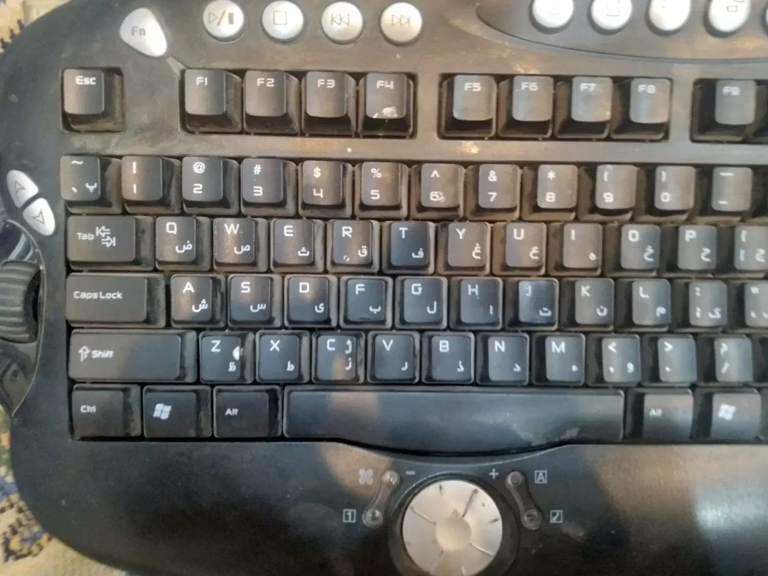 کیبرد بزرگ کاربردی باقابلیت|قطعات و لوازم جانبی رایانه|سبزوار, توحیدشهر|دیوار