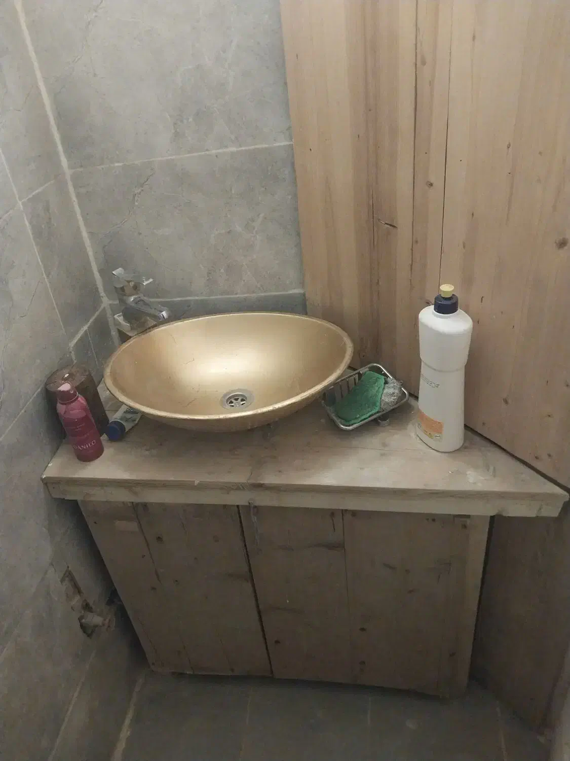 ۶۰متر انبار جمهوری سلیمانیه|اجارهٔ آپارتمان|تهران, جمالزاده|دیوار