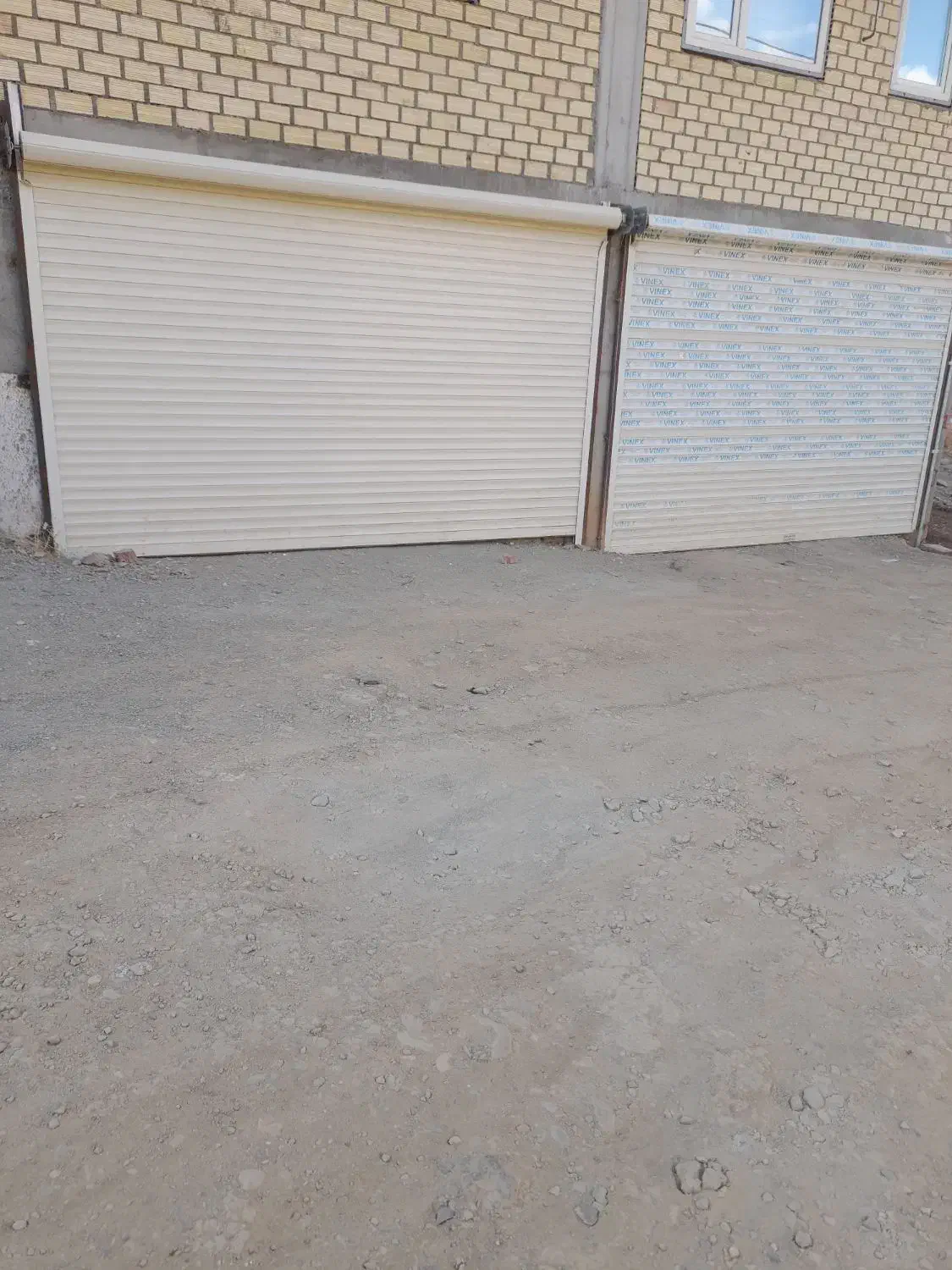 پارکینگ اجاره۱۳۰ بنه رزان|اجارهٔ مغازه و غرفه|بانه, |دیوار