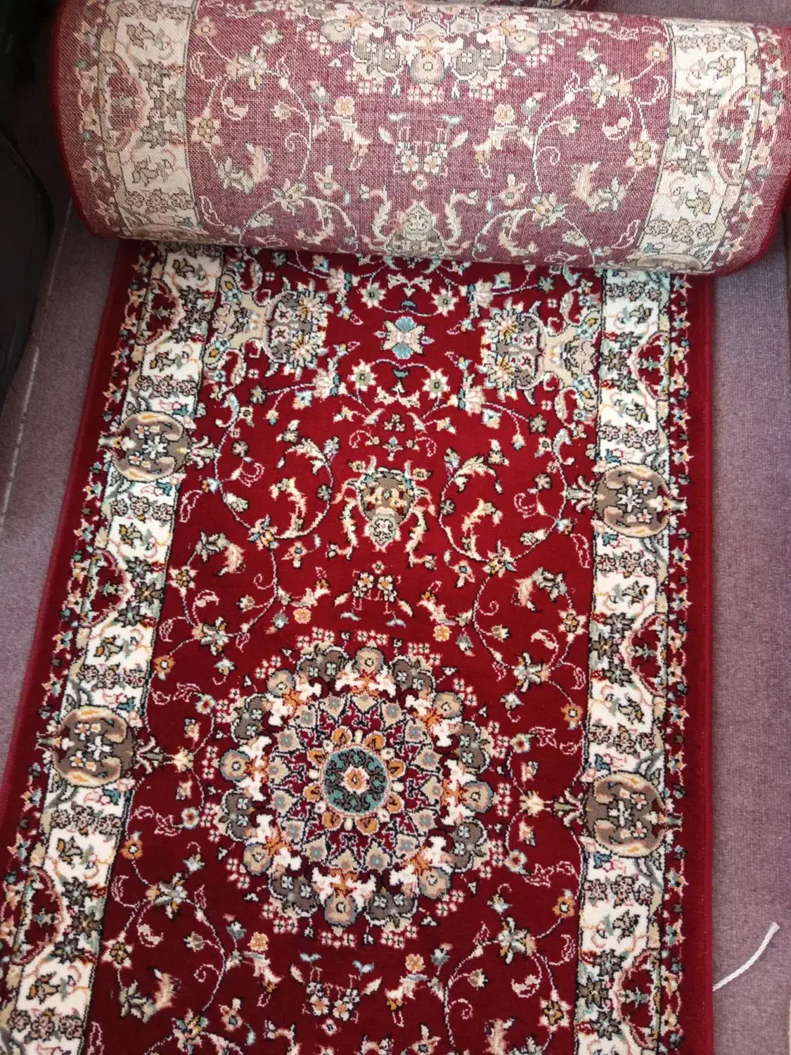 فرش کناره نوباکیفیت وبافت عالی|فرش|شهرضا, |دیوار