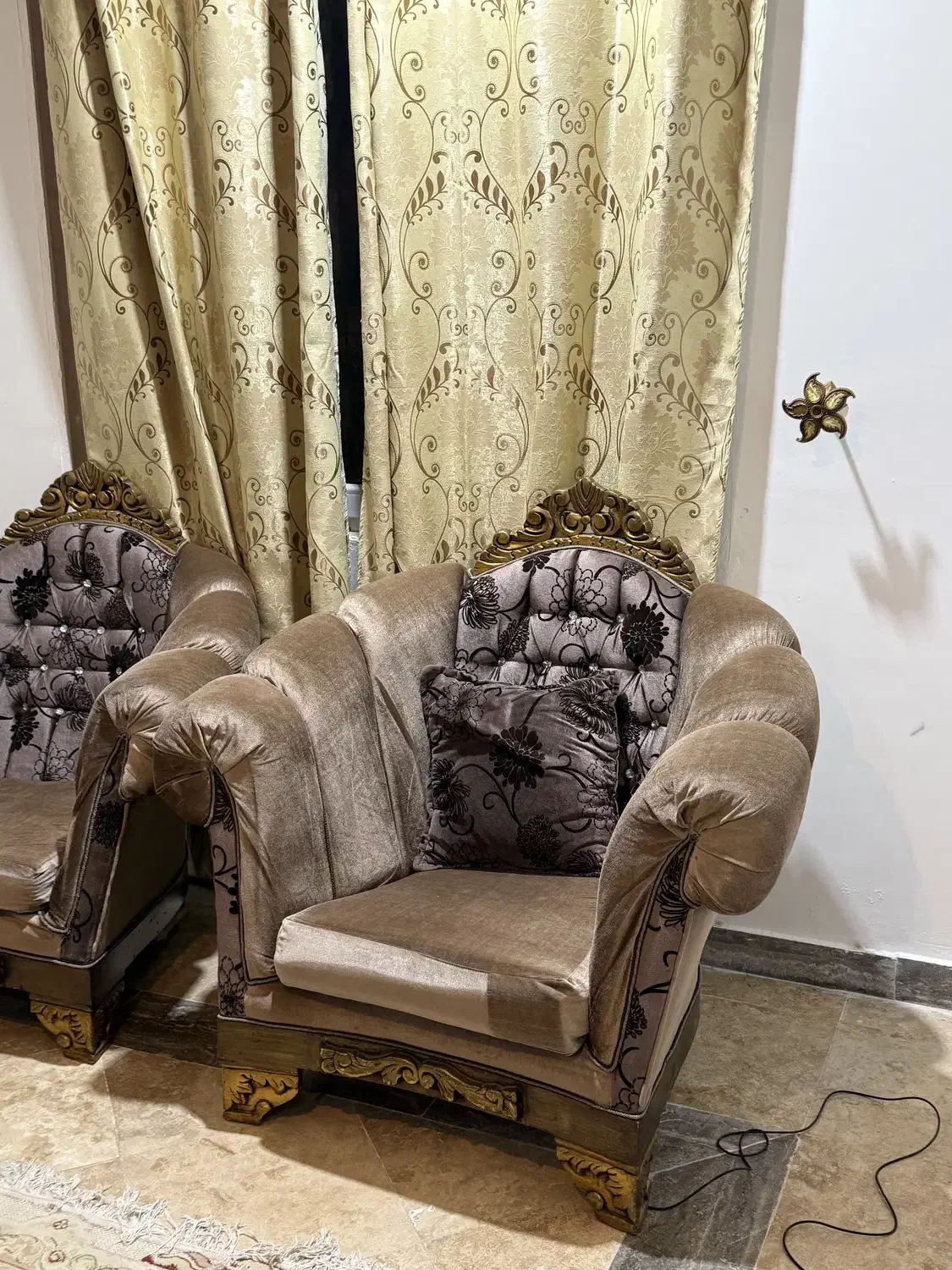 مبلمان منزل|مبلمان خانگی و میز عسلی|قشم, |دیوار