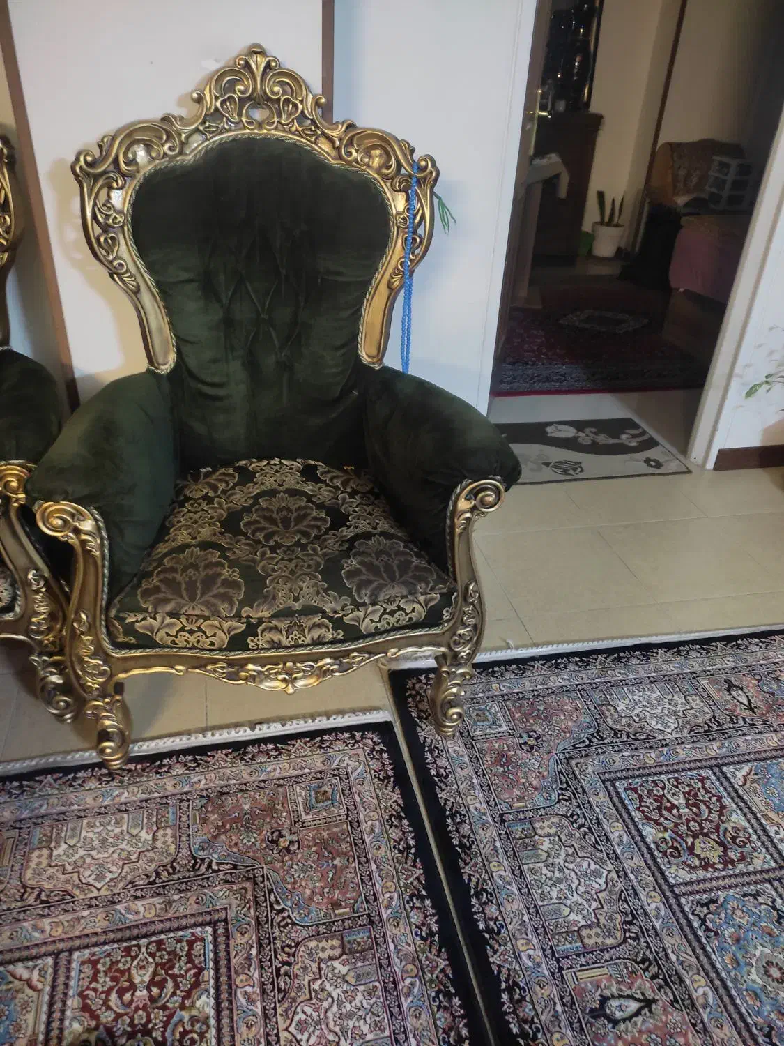 مبل سلطنتی|مبلمان خانگی و میز عسلی|شاهینشهر, گزبرخوار|دیوار