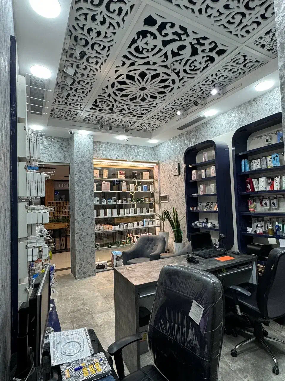 فروش واحد تجاری بازارسلام|فروش مغازه و غرفه|قم, آلوچو|دیوار