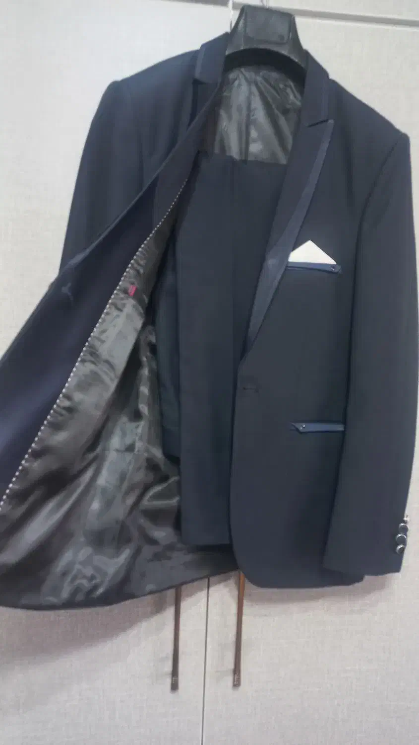 کت و شلوار|لباس|تالش, طولارود|دیوار