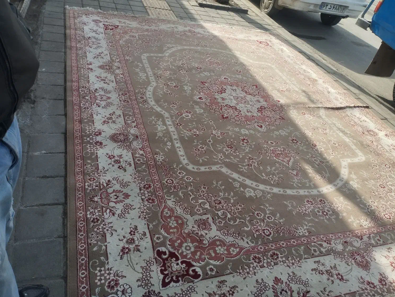 یک جفت فرش گردویی 12|فرش|مشهد, کشاورز|دیوار