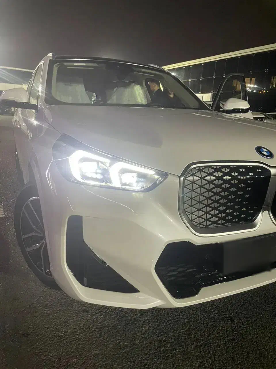 bmw ix1     m|خودرو سواری و وانت|تهران, هفت حوض|دیوار