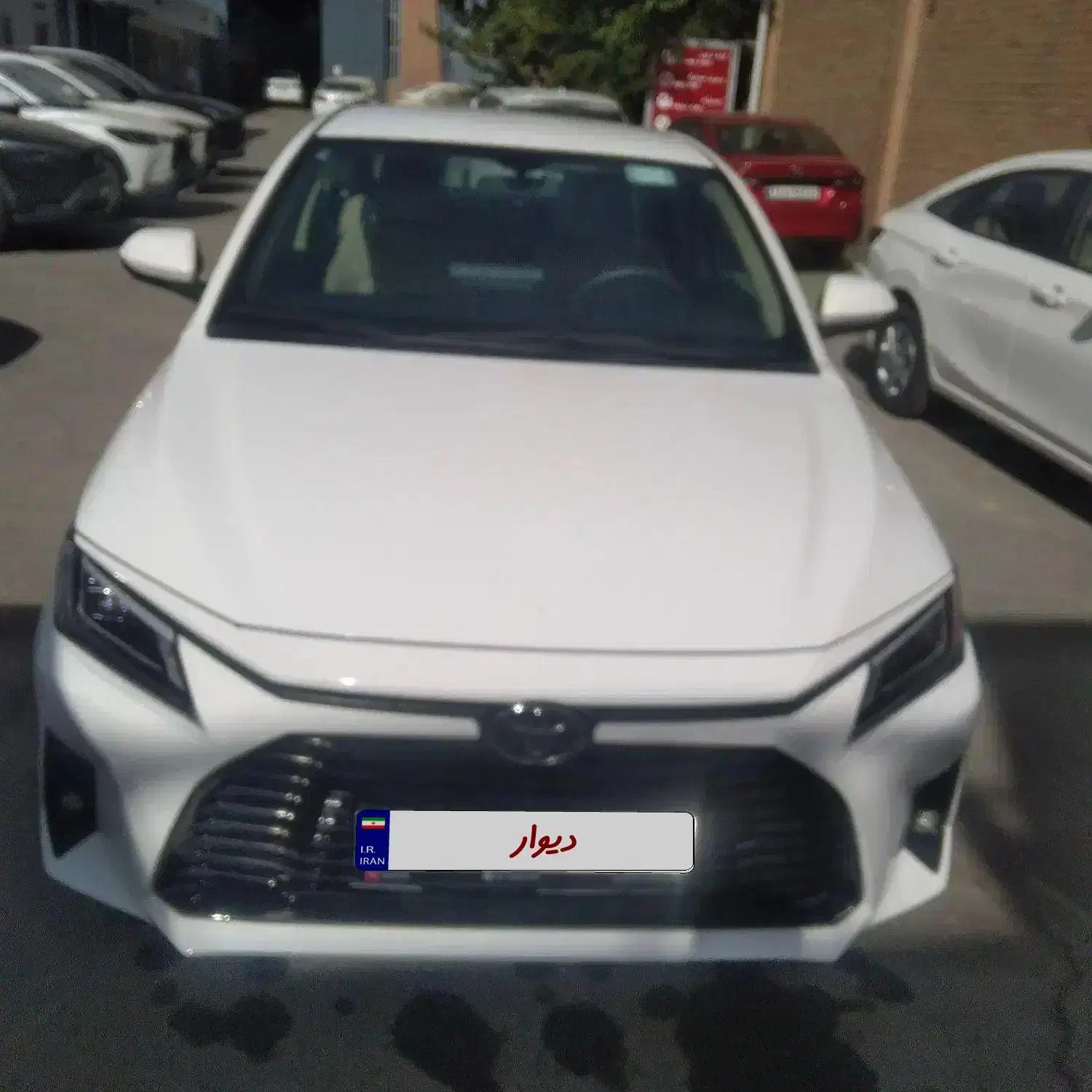 تویوتا یاریس ۲۰۲۴ خشک|خودرو سواری و وانت|تهران, بروجردی|دیوار