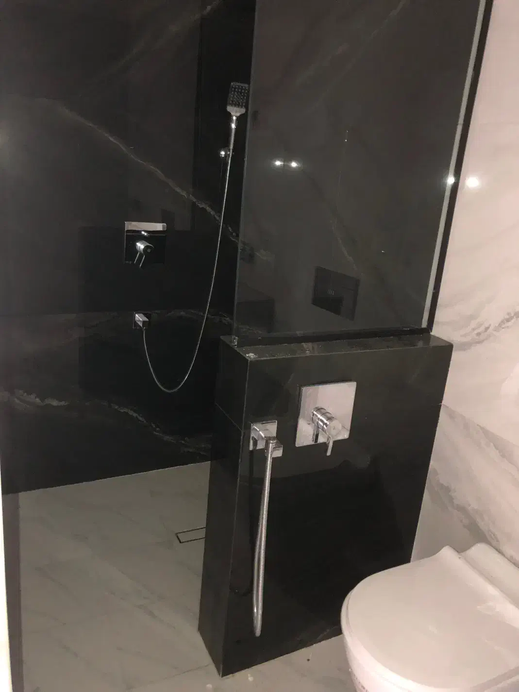 ۱۵۰متر/۳خواب/ کلیدنخورده/تک واحدی/جمالزاده شمالی