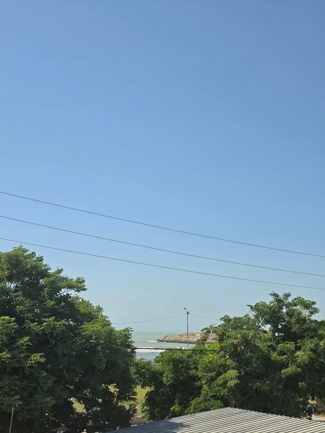 ویو دریا نوساز دو خوابه ساحلی کنارهتل ناکو چرخ فلک|اجارهٔ کوتاهمدت آپارتمان و سوئیت|بوشهر, |دیوار