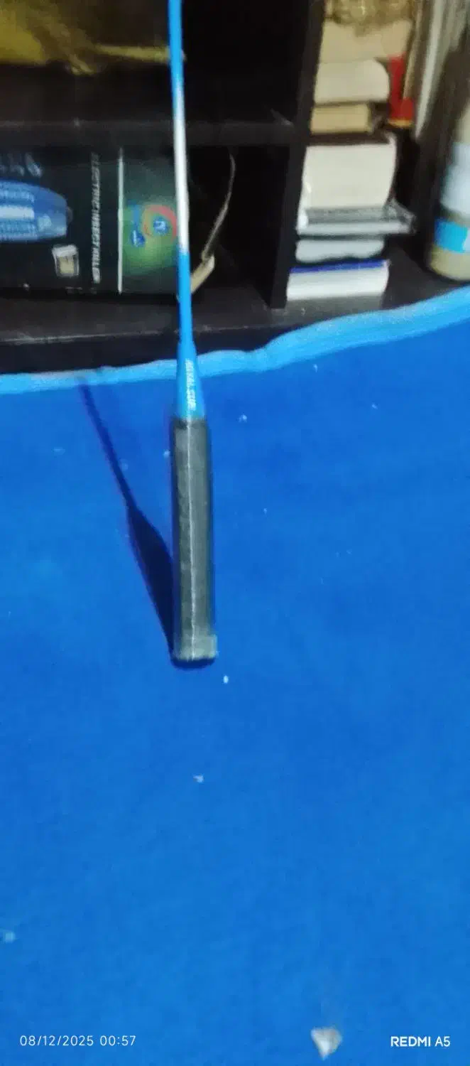 راکت تنیس فروش فوری پانصدهزار|تجهیزات ورزشی|اسلامشهر, شهرک امام حسین (میان آباد)|دیوار