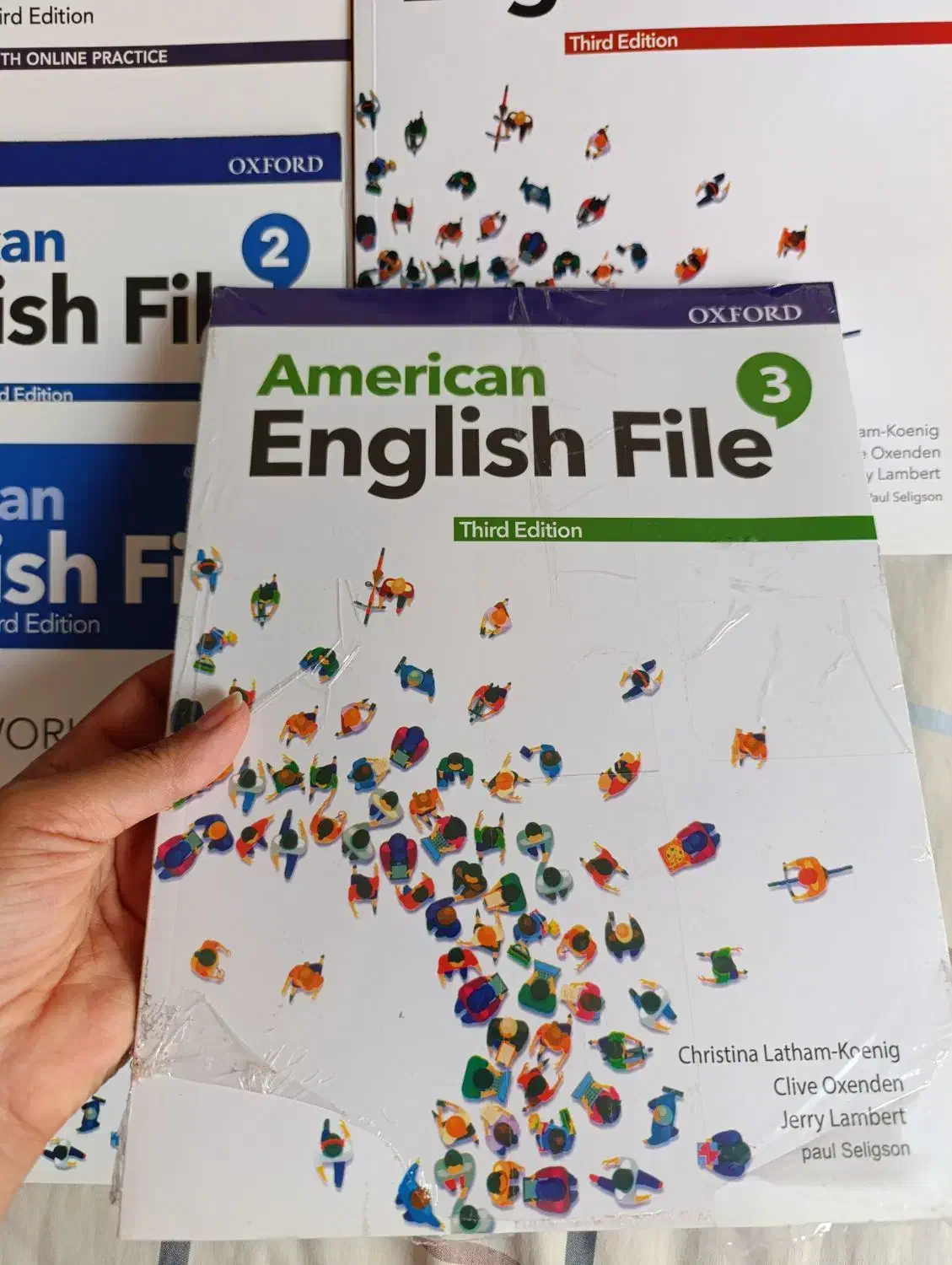 کتاب زبان امریکن انگلیش|کتاب و مجله آموزشی|کیش, |دیوار