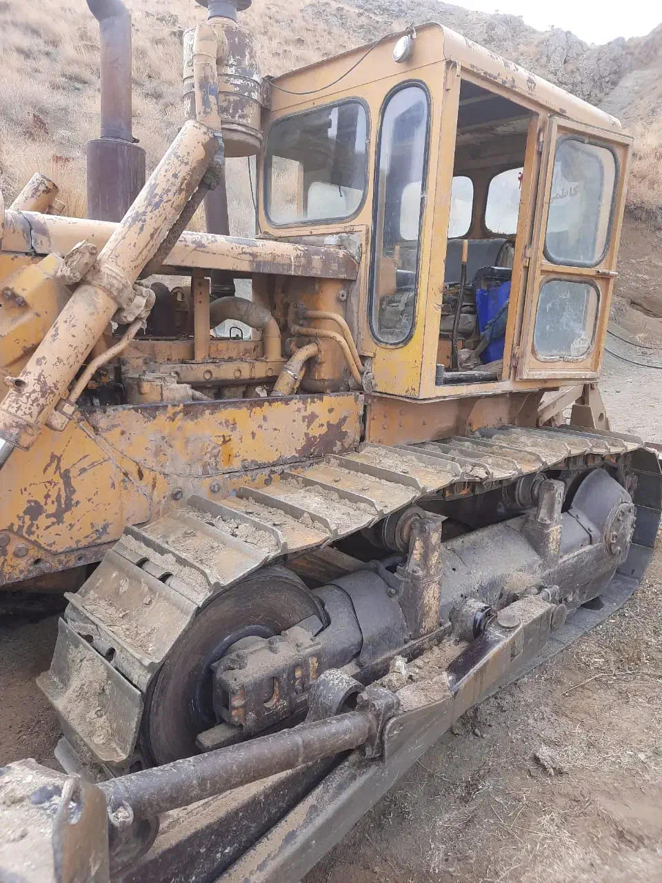 ِبلدوزرd6|خودرو سنگین|قزوین, |دیوار