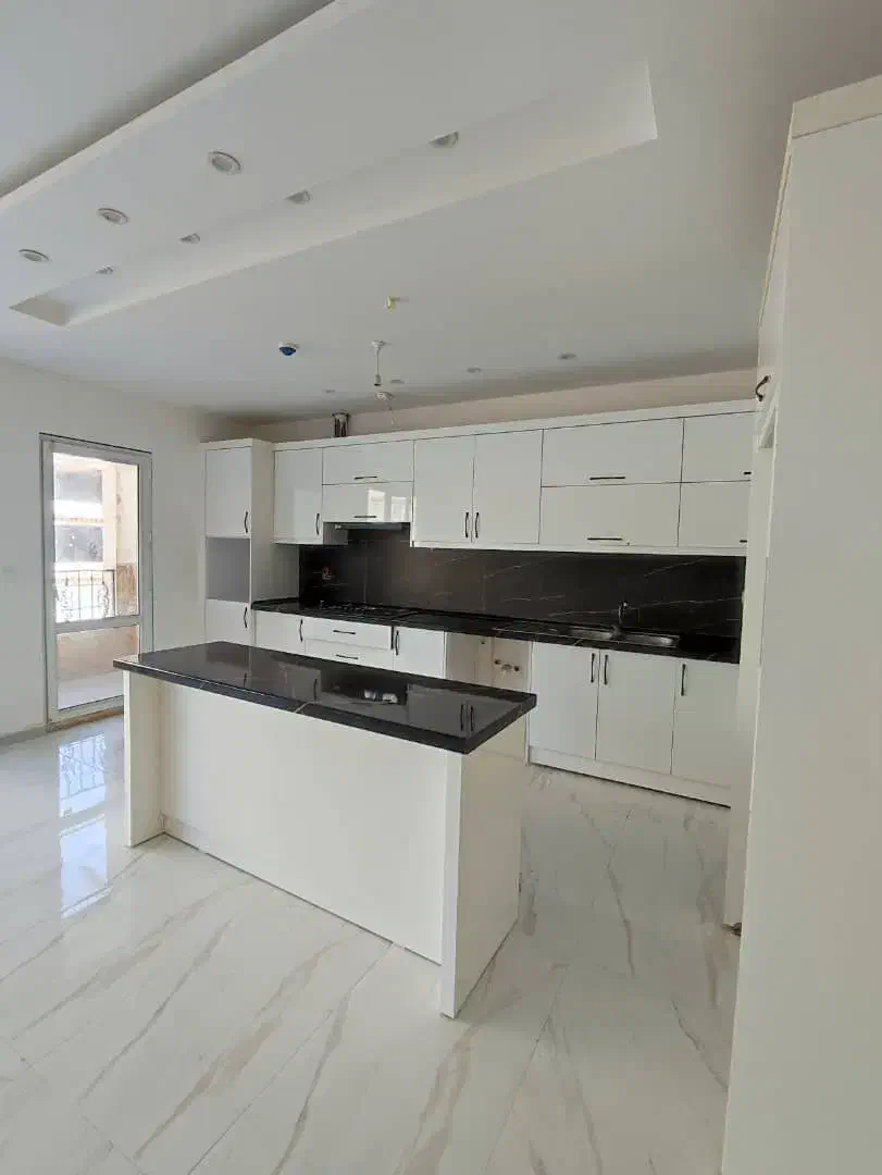 آپارتمان 180 متری 3 خواب تک واحدی صفر و تمیز|اجارهٔ آپارتمان|مشهد, امیریه|دیوار