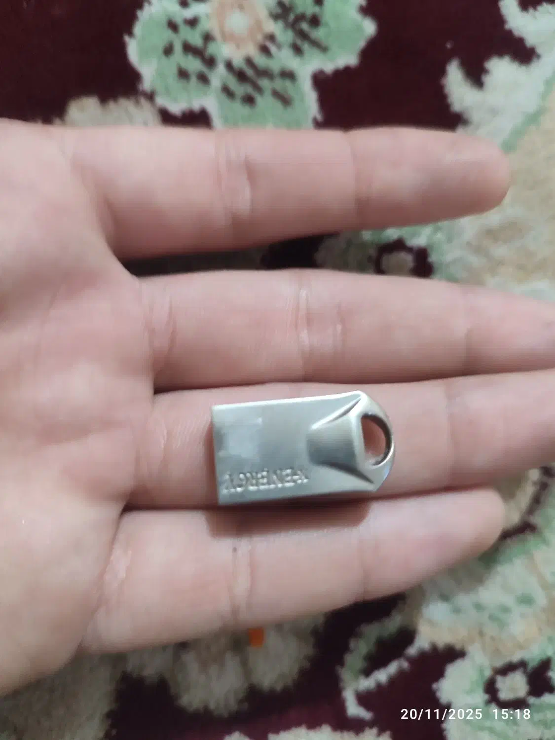 فلش مموری 32گیگ|قطعات و لوازم جانبی رایانه|قم, کیوانفر|دیوار