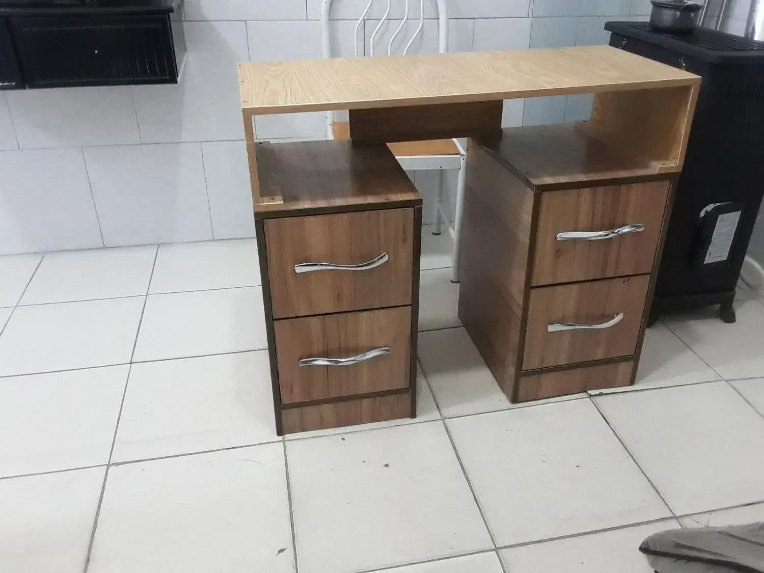 وسایل آرایشگاه قیمت ها خیلی مناسب|آرایشگاه و سالن‌های زیبایی|ارومیه, |دیوار